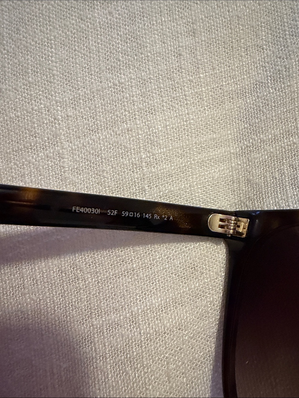 Fendi Tortoiseshell Cat-Eye Sunglasses with Gold Logo - Brown Gradient - Picture 4 of 5